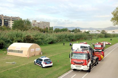 El dispositivo de investigación|búsqueda del bebé en Sant Adrià de Besòs.