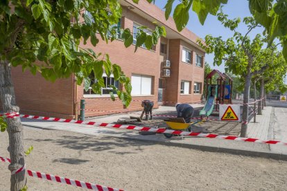 Les obres a l'Escola Mossèn Ramon Bergadà s'han iniciat coincidint amb el període de vacances escolars.