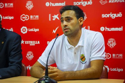 Petcoff en la sala de prensa del Nou Estadi el día de su presentación.