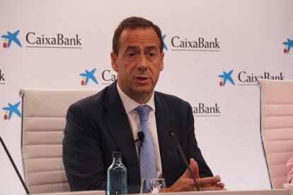 El consejero delegado de CaixaBank, Gonzalo Gortázar, en la rueda de prensa de presentación de resultados del primer semestre del 2019