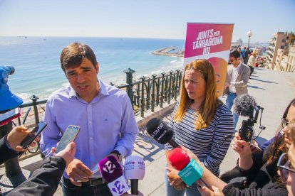 Dídac Nadal i Cristina Guzmán en el Balcó del Mediterrani.