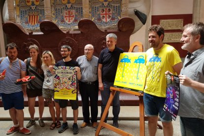 Algunos de los impulsores de las fiestas de Sant Magí de Tarragona, durante la presentación del programa de actos.