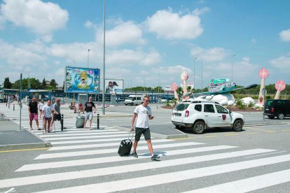 Una imagen de archivo de pasajeros en el Aeropuerto de Reus.