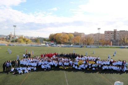 Tots els equips que van assistir a la presentació.