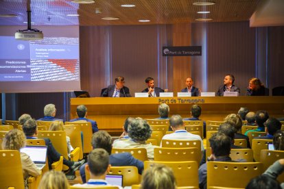 La inauguració de la segona 'Jornada Automation Digital Port' a la seu de l'Autoritat Portuària de Tarragona.