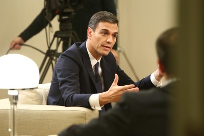 El president del govern espanyol, Pedro Sánchez, en una entrevista a La Moncloa.