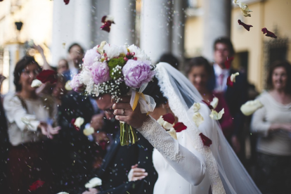 La recent casada va exigir al jutge que anul·lés l'enllaç matrimonial immediatament.