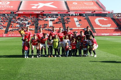 Els jugadors grana a l'inici del partit contra el Villarreal B.