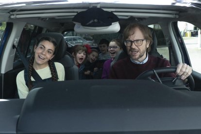 Fotograma del filme de Santiago Segura 'Padre no hay más que uno'.