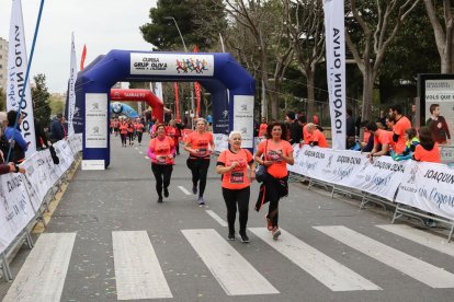 Algunos de los participantes llegando a la meta.