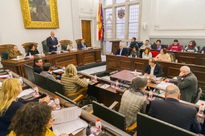 El salón de plenos del Ayuntamiento de Reus.