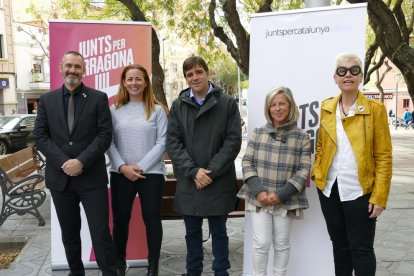 Los cinco primeros candidatos de la lista de Junts per Tarragona.