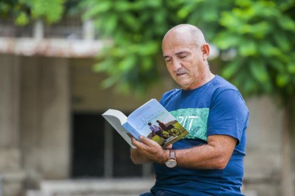 Salva Vicente és fill d'Arribes del Duero, però viu a Tarragona des de fa molts anys.