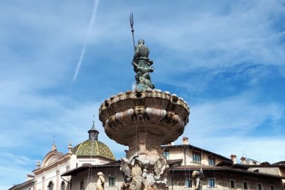 Clara Mallafré Colomar y su pareja en Rovereto.