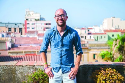 Hermán Pinedo, en la terraza de la Casa Castellarnau, a la que se accede desde su despacho.