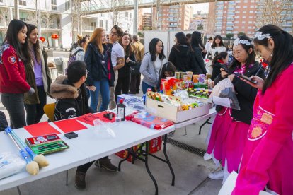 Al Campus Catalunya es van veure vestits tradicionals xinesos.