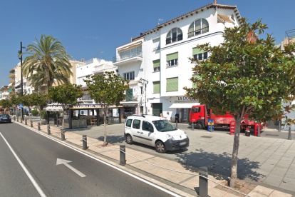 Imagen del paseo marítimo de Cambrils.