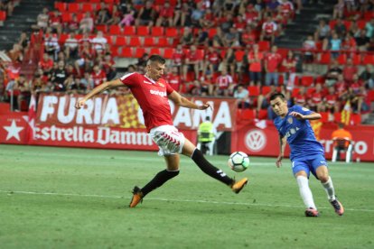 Bruno Perone en un partit amb el Nàstic al Nou Estadi.