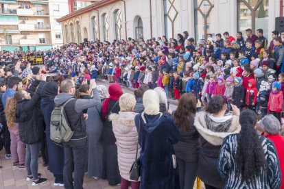 Els infants s'han aplegat a la plaça de les Escoles Velles.