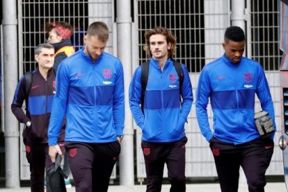 Imatge dels jugadors del Barça arribant al Camp Nou