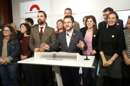 El coordinador nacional d'ERC, Pere Aragonès; el president del Parlament, Roger Torrent; la secretària general adjunta, Marta Vilalta; i la portaveu parlamentària Anna Caula.