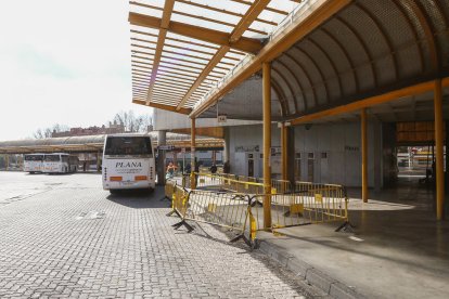 Alguns dels vehicles han hagut de desplaçar uns metres el lloc d'aturada per seguretat.