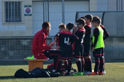 Un dels equips de la base del CF Reus, durant un enfrontament d'aquesta temporada.