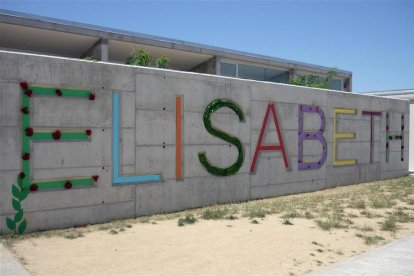 Imagen del exterior de la Escuela Elisabeth.