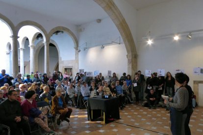 La seu de l'Escola de Lletres de Tarragona va acollir ahir dimarts la presentació del llibre.