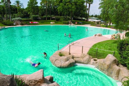 Una imatge d'arxiu de les piscines municipals de Reus.