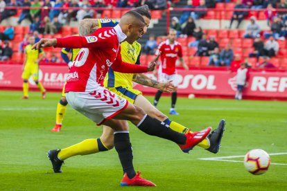 Luis Suárez, durant el Nàstic-Numancia