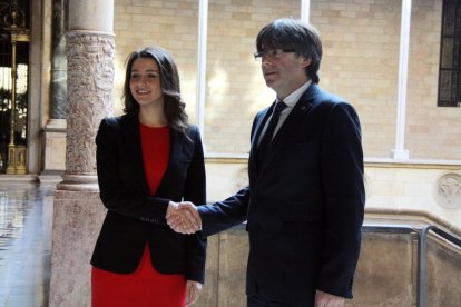 Imatge d'arxiu del president de la Generalitat, Carles Puigdemomnt, i la líder de l'oposició, Inés Arrimadas.