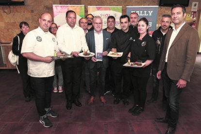 La presentación del acto se llevó a cabo ayer con la presencia del alcalde Pere Granados.