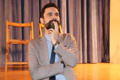 El presidente del Parlamento, Roger Torrent, en el acto político de ERC 'Hasta que seamos libres', celebrado en el Pla de Santa Maria.