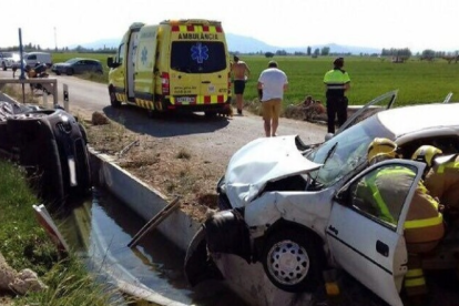 Imagen del accidente en la TV-3409 en Deltebre.