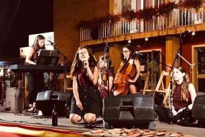 Sommeliers amenizó con su música la Festa de la Verema.