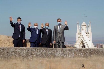 Pedro Sánchez, el rey Felipe VI, junto con presidente portugués Marcelo Rebelo de Sousa y el primer ministro lusitano Antonio Costa durante el acto oficial de la reapertura.