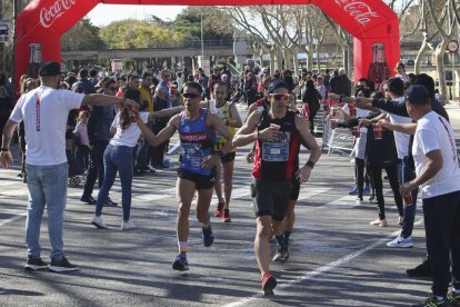 La cita va recorrer las calles de camarines o contó con corredores de buen nivel.