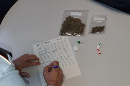 La marihuana i la cocaïna que li van trobar