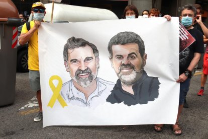 Una pancarta dels Jordis en un acte que reclamava el seu alliberament.