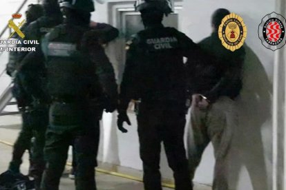 Una de les detencions realitzades durant l'operació 'venasive'.