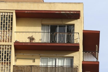 Un dels habitatges que va resultar afectat per l'explosió.