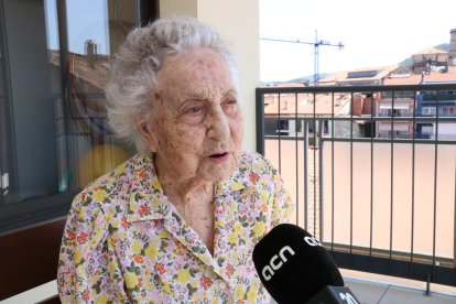 Maria Branyas, en una entrevista a l'ACN a Olot.