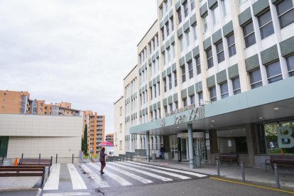 La façana de l'Hospital Joan XXIII