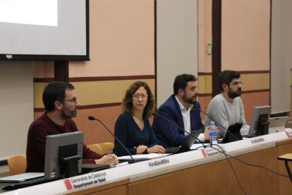 Representants de Salut i de Treball, Afers Socials i Famílies es reuneixen amb patronals i sindicats de l'àmbit residencial de gent gran, discapacitats i salut mental per abordar el coronavirus.