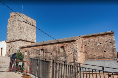 La parròquia Sant Agustí d'Alfara de Carles.