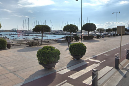 Imagen del paseo marítimo de Cambrils.