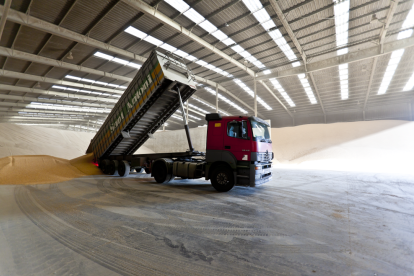 El Port de Tarragona, de la mà del seu responsable comercial Pedro Bernal, va presentar el nou Sistema d'Entrega d'Agroalimentaris.