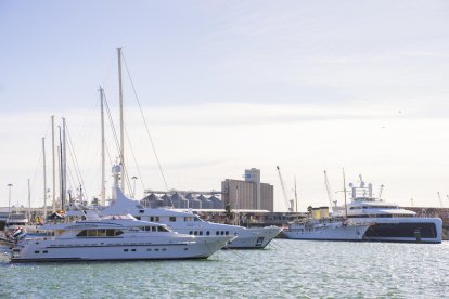 Aspecto que ofrecía ayer Port Tarraco, desde hace unas semanas gestionado por la compañía Ocibar.