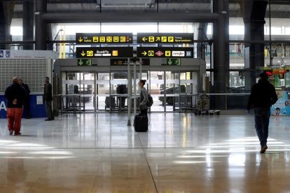 El interior de la Terminal 4 del aeropuerto de Madrid Adolfo Suárez Madrid Barajas.